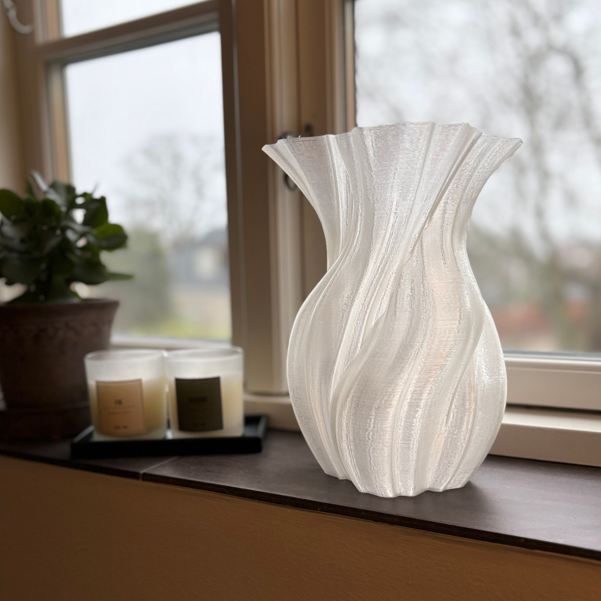 Anna Vase